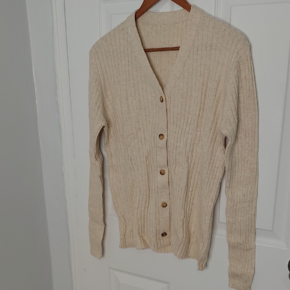 Elegant Beige Wool Blend Button-Up Women's Cardigan
